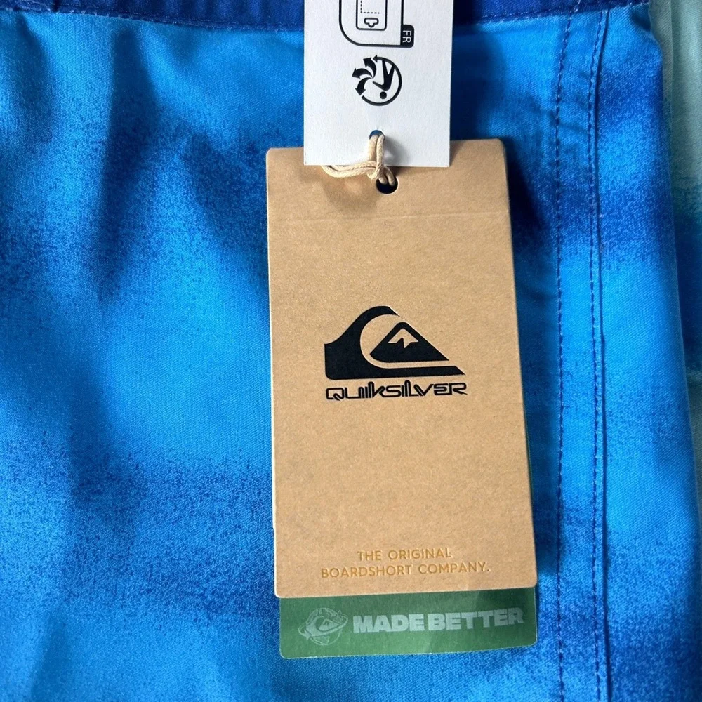 Quiksilver Everyday Fade Youth Boardshorts Size‎ 27 Blue Ombre Swim Trunks NEW